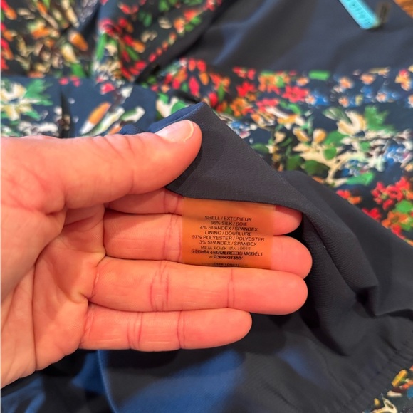 Alice + Olivia Red and Green Wrap Blouse with Puffy Sleeves Size Small - Picture 5 of 7